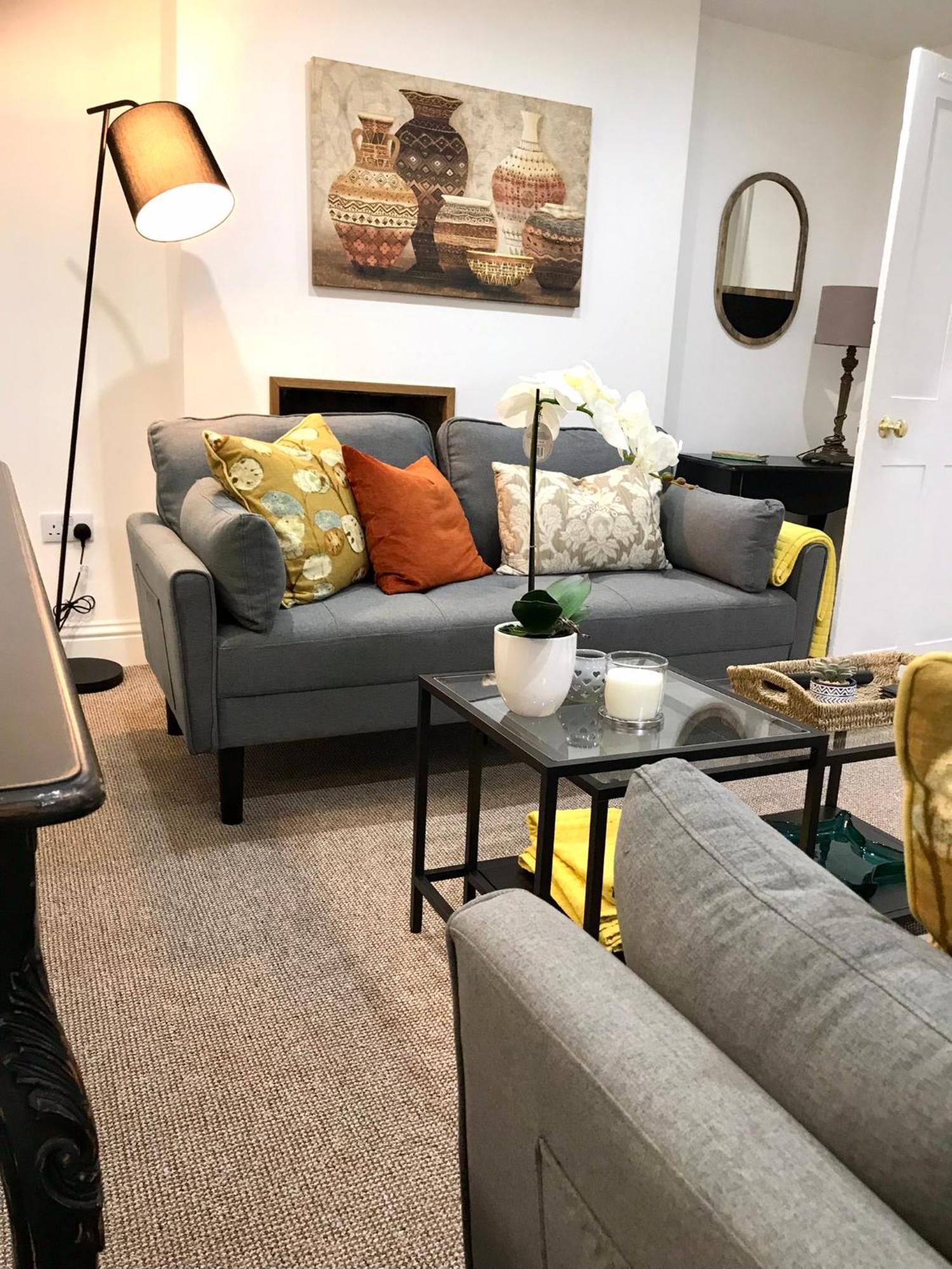 Bell Cottage By Ludlow Castle With Onsite Parking Экстерьер фото