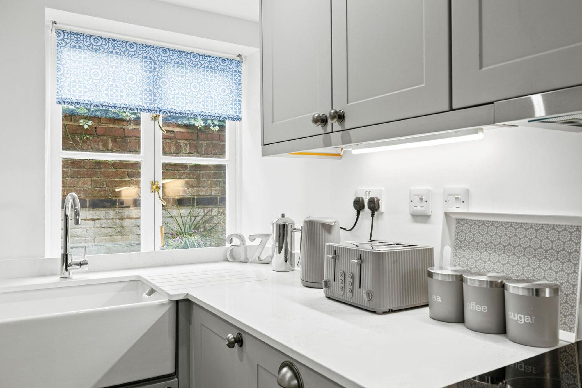 Bell Cottage By Ludlow Castle With Onsite Parking Экстерьер фото