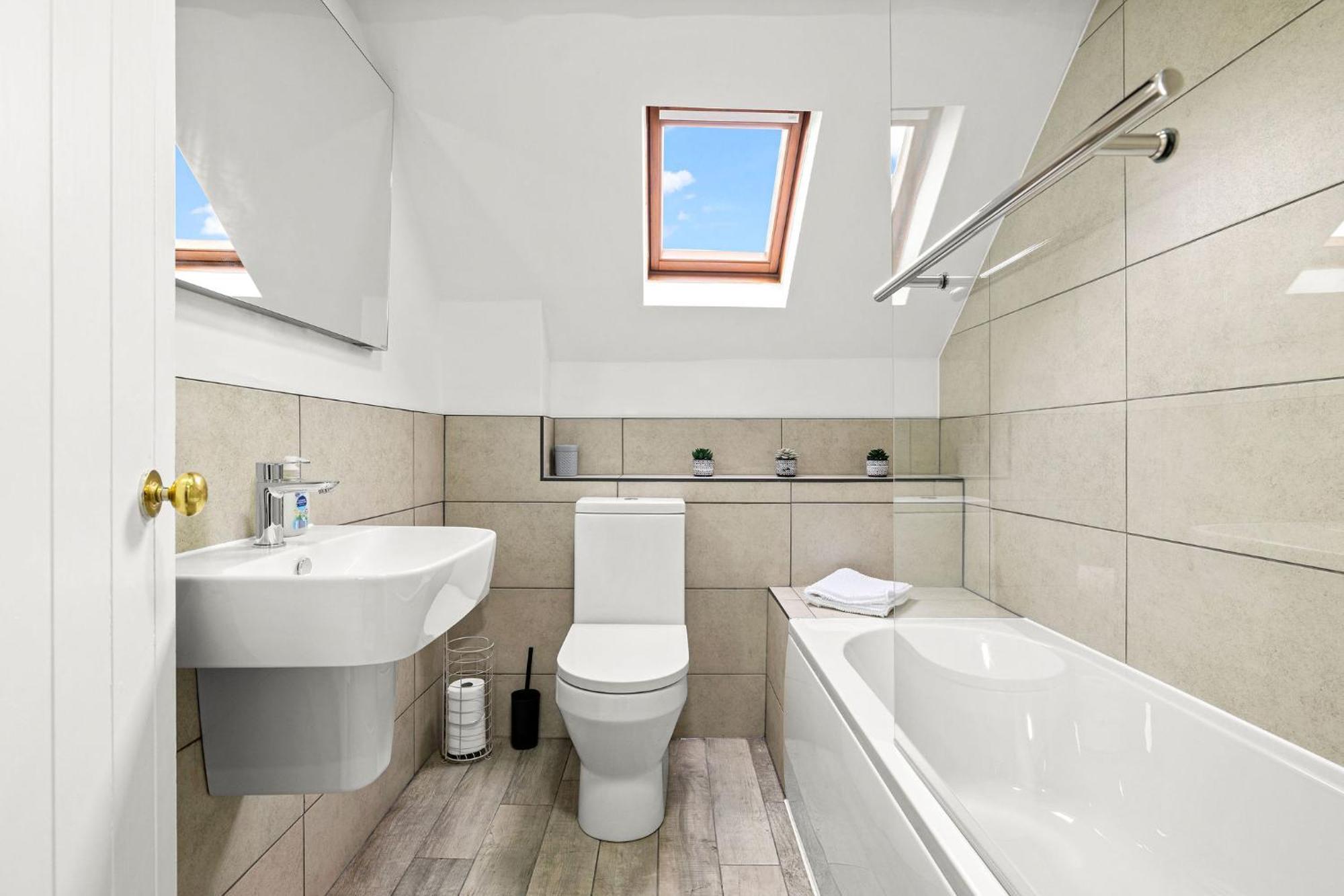 Bell Cottage By Ludlow Castle With Onsite Parking Экстерьер фото