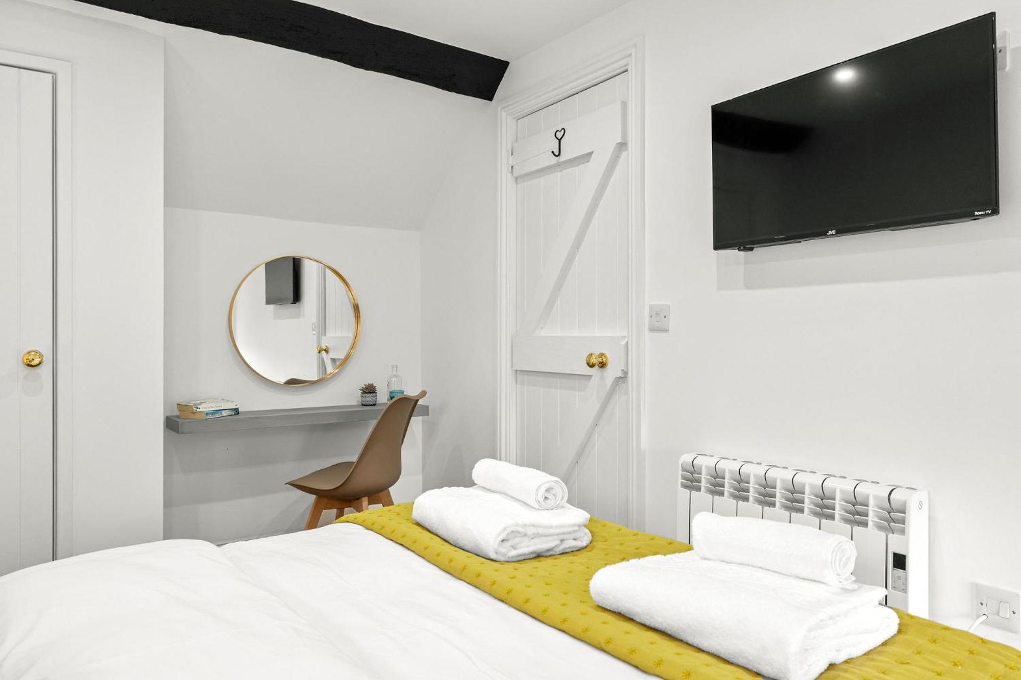 Bell Cottage By Ludlow Castle With Onsite Parking Экстерьер фото