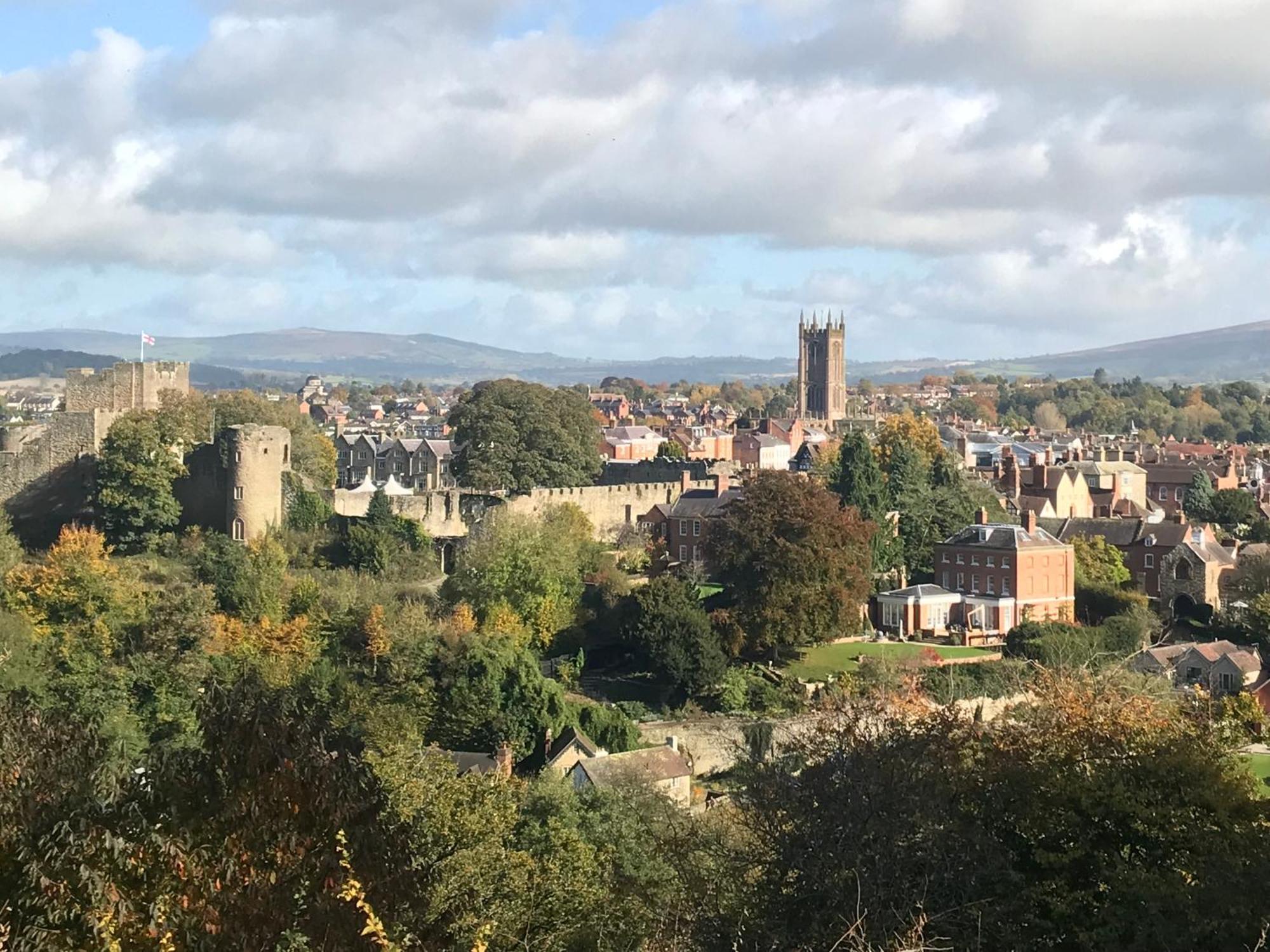Bell Cottage By Ludlow Castle With Onsite Parking Экстерьер фото